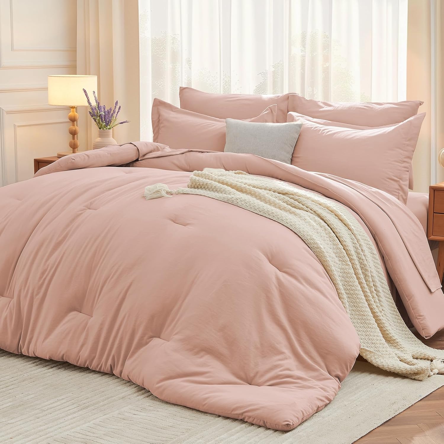 Yuelora Queen Bed in a Bag Set, 7 Pieces, Beige