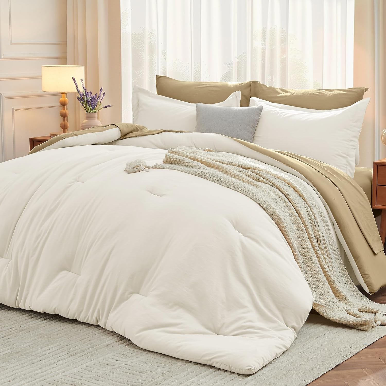 Yuelora Queen Bed in a Bag Set, 7 Pieces, Beige