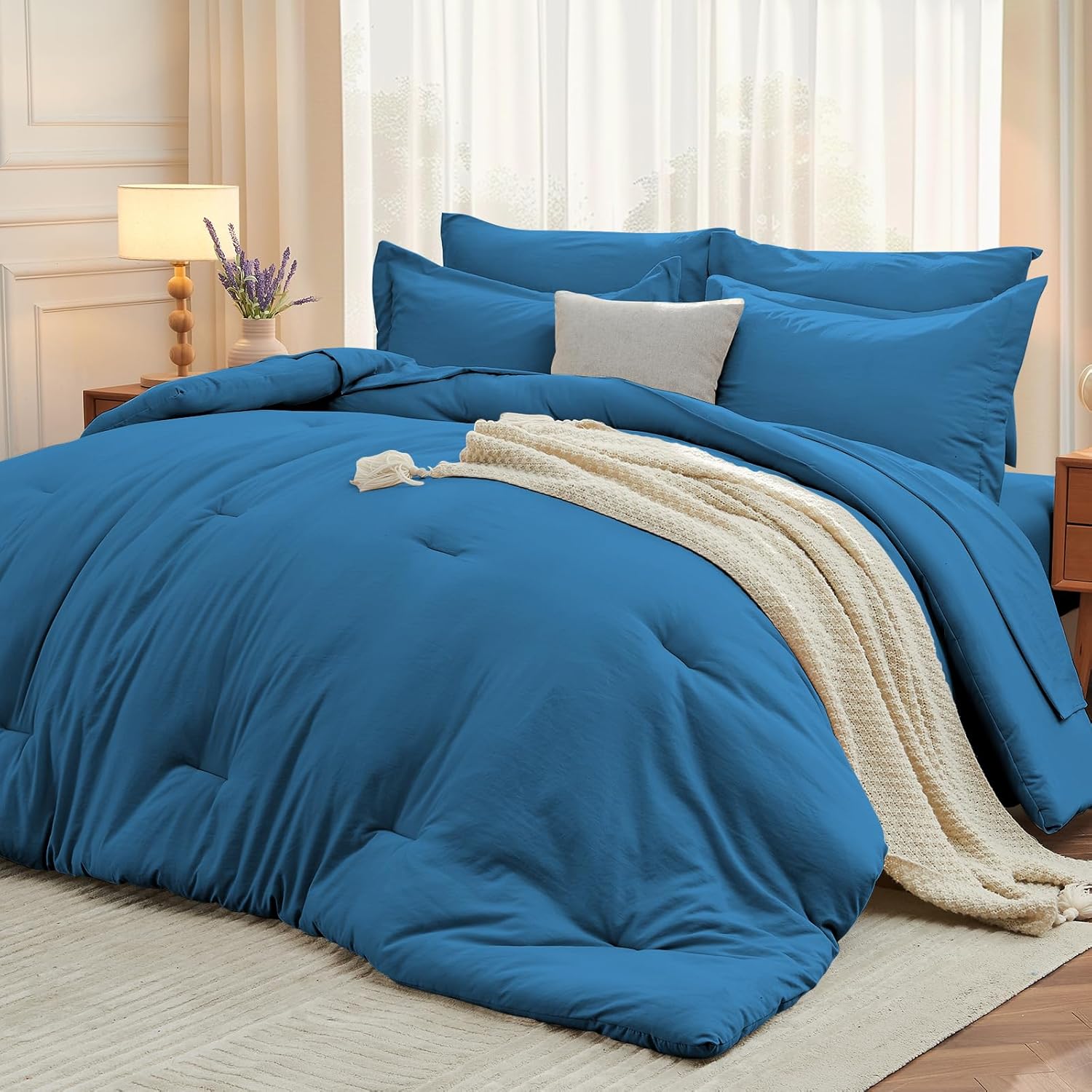 Yuelora Queen Bed in a Bag Set, 7 Pieces, Beige