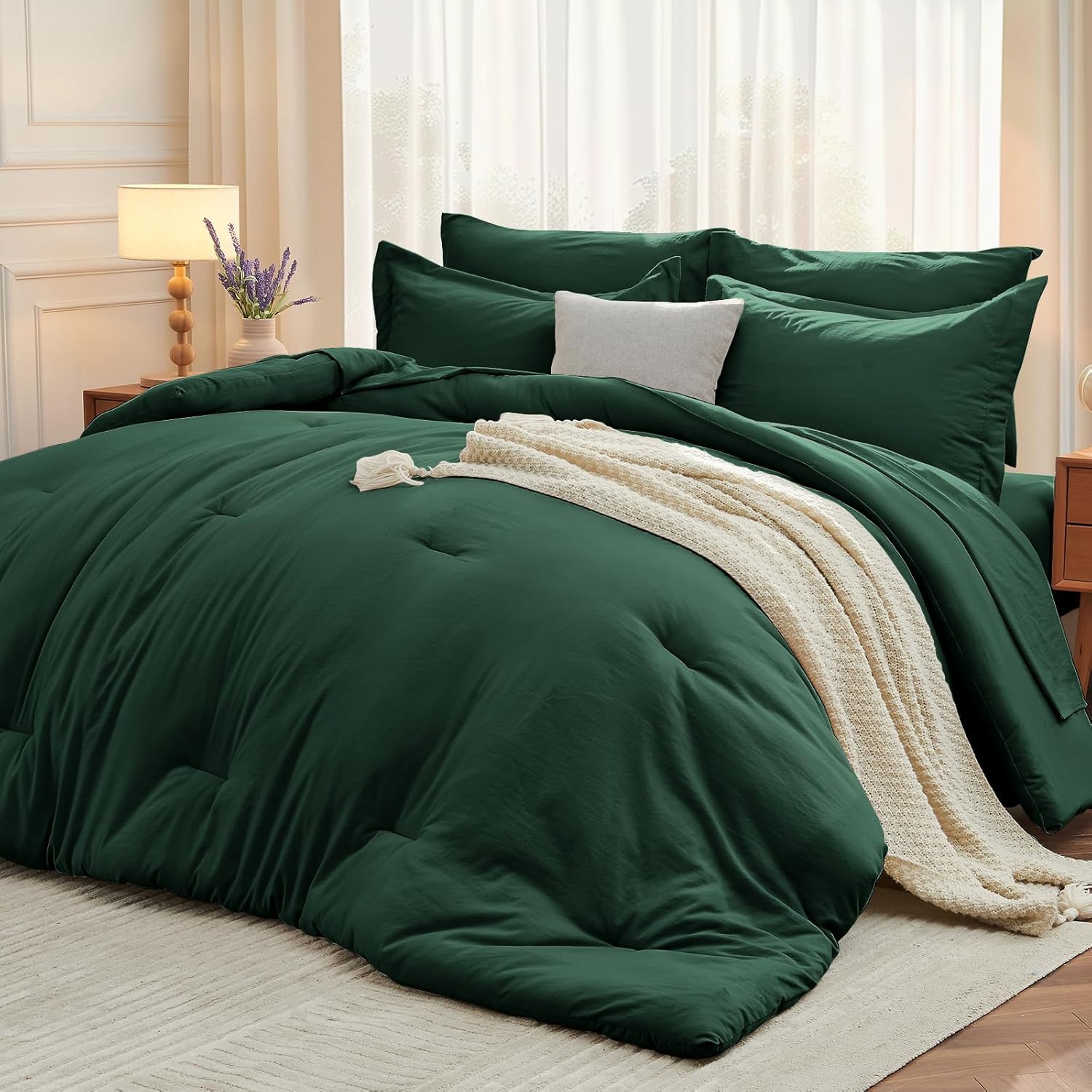 Yuelora Queen Bed in a Bag Set, 7 Pieces, Beige