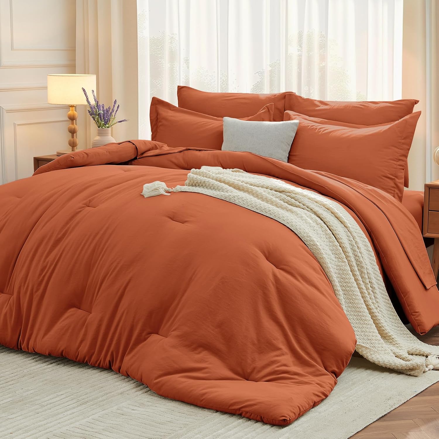 Yuelora Queen Bed in a Bag Set, 7 Pieces, Beige