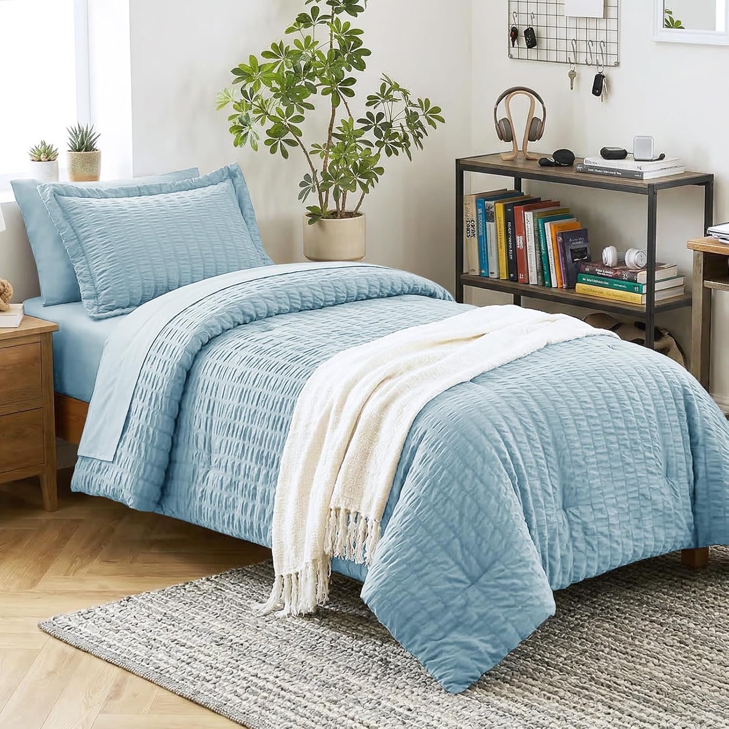 Yuelora Queen Bedding Set, 7 Pieces, Brown Seersucker Comforter Set