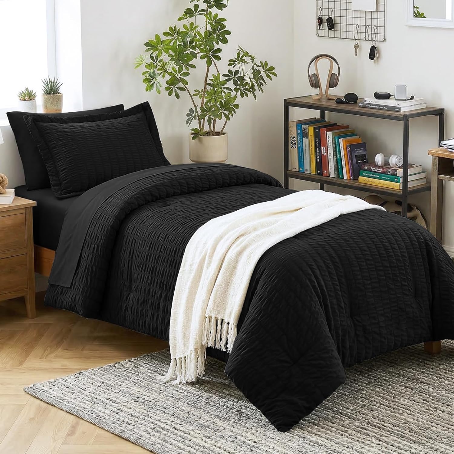 Yuelora Queen Bedding Set, 7 Pieces, Brown Seersucker Comforter Set