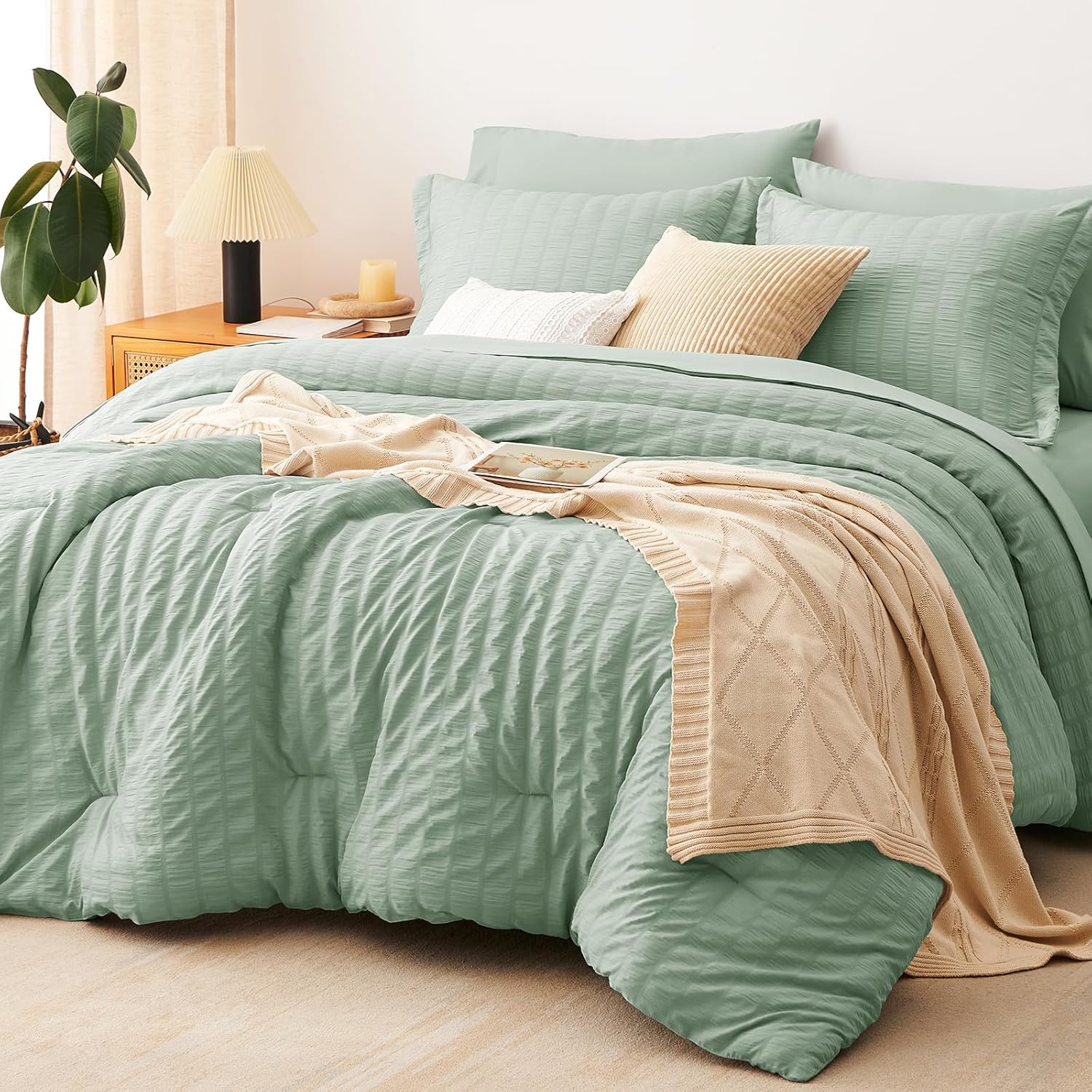 Yuelora Queen Bedding Set, 7 Pieces, Brown Seersucker Comforter Set